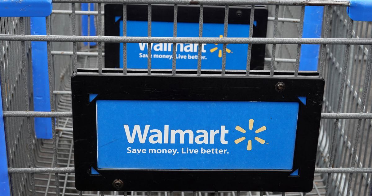 intelligencer's tweet photo. Walmart Workers Are Dying From Coronavirus. Now They Want a Seat at the Table. https://t.co/sxCajB0i5D https://t.co/mB3cacNaIK