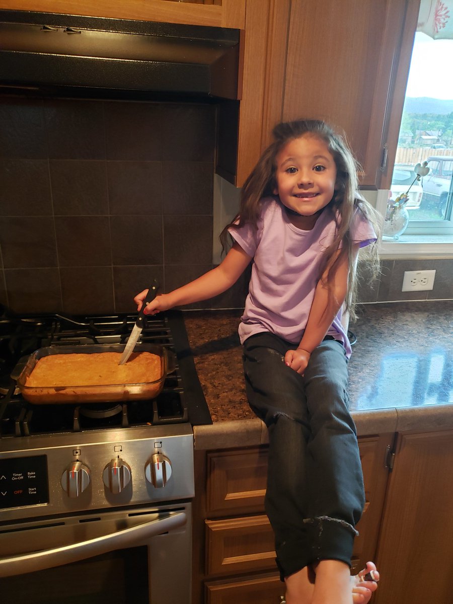 JEAZY301's tweet photo. Not missing full time work. Plenty of 1on1 time with this beauty. Unfortunately the lockdown wont last much longer but imma make the most of it until then. #chocolatechipcookiecake
#nohelpfromdad https://t.co/8jxvBH6IQa