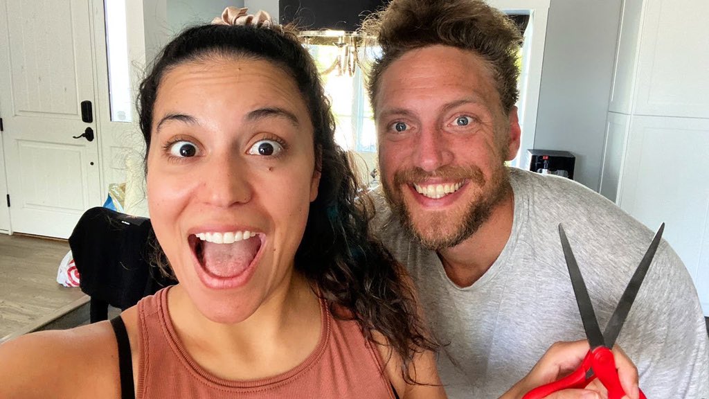 hunterpence's tweet photo. Who else has let their quarantine buddy cut their hair? https://t.co/gqCmQdoAd2