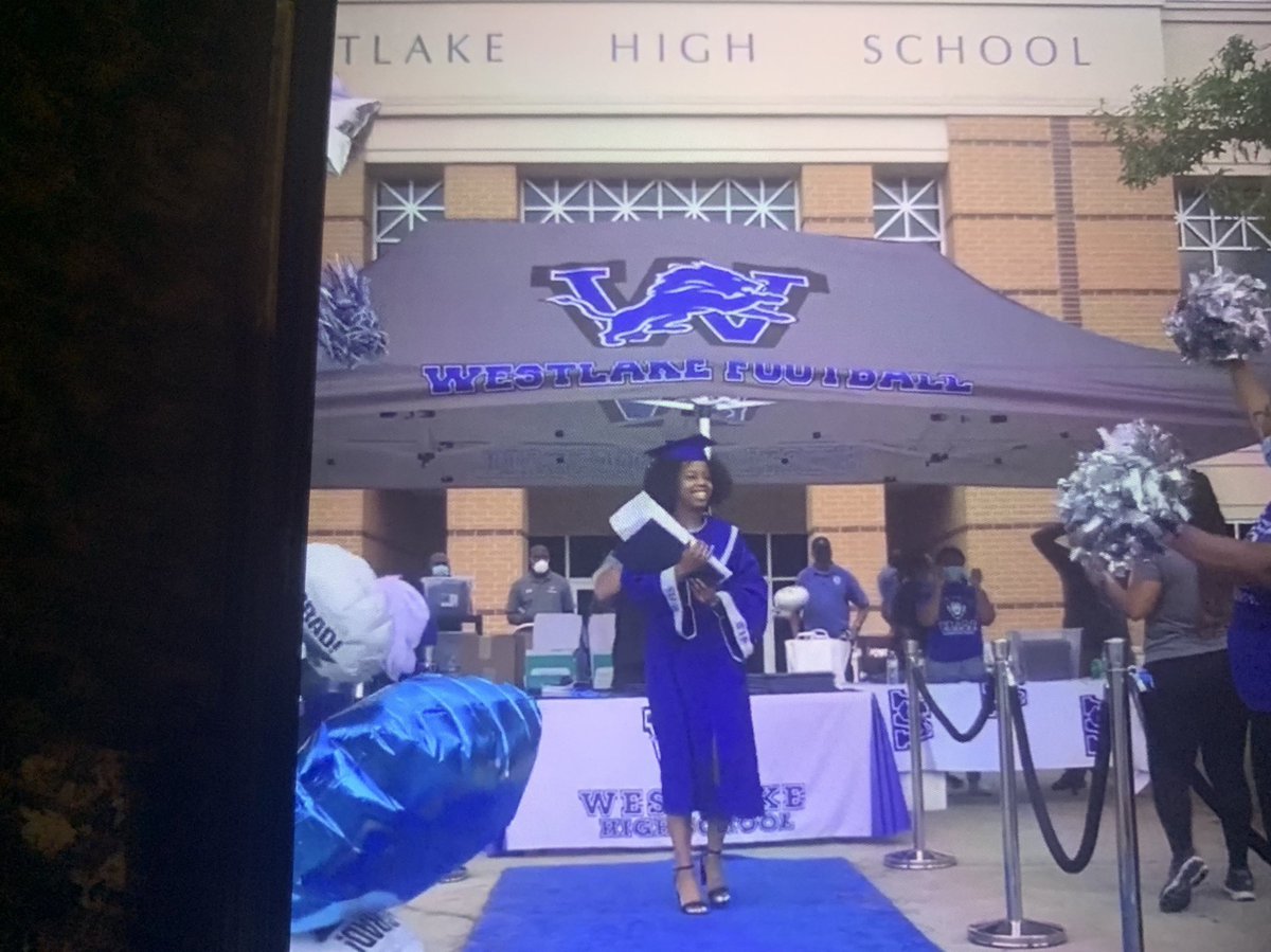 FultonCoSchools's tweet photo. Westlake HS celebrates Class of 2020!@gyimah_whitaker @RonaldBMaxwell @JKRobinsonEDU https://t.co/bDiQYl1qm2