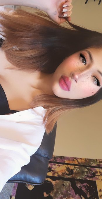 😇 Rt https://t.co/837N2RupVO<a href="/tag/neuesprofilfoto"class="tags"><span>#neuesprofilfoto</span></a>