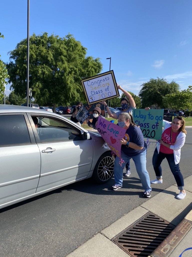 Caps and gown pick up at River City High School. Such an emotional and fun day. Here’s to our new generation of graduates doing great things!!
#classof2020
<a href="/WUSDK12/">WUSD</a> <a href="/rivercityhigh/">RiverCityHighSchool</a> <a href="/WUSD_EdServices/">WUSD-EDSERVICES</a>