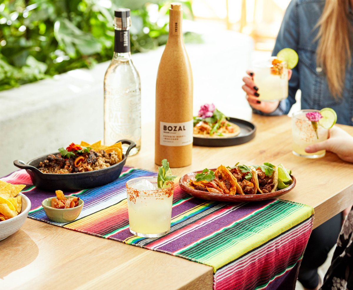 PasoteTequila's tweet photo. Nothing beats a Pasote Blanco Margarita with fresh lime juice and salt. Summer is calling 📣
.
.
.
#pasotetequila #pasote #tequila #blanco #reposado #anejo #premiumtequila #blancotequila #silvertequila #pasoteblanco #craft #crafttequila #artisan #artisantequila https://t.co/LSfRGpKA0z