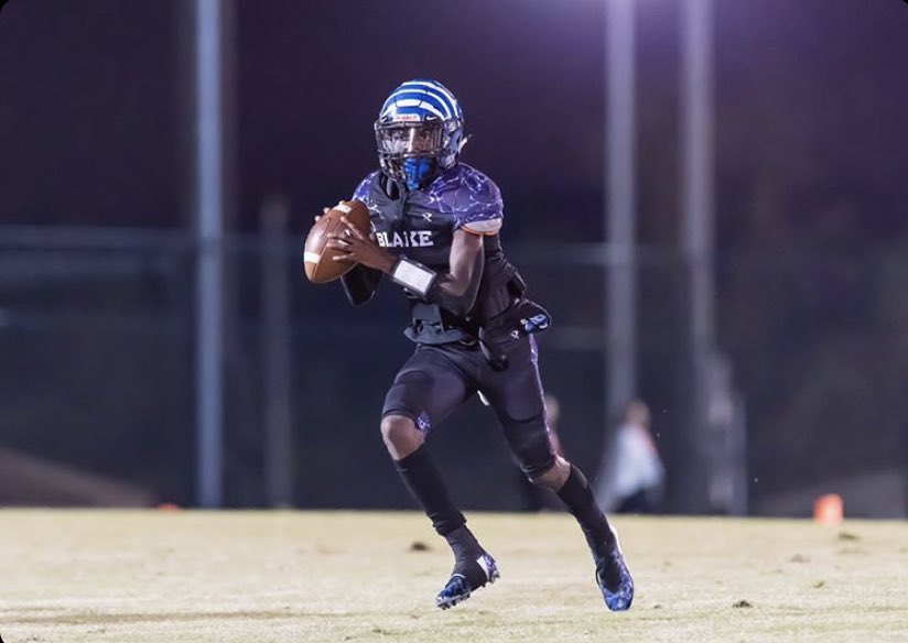 Congrats to @__smith__3 for being named the Blake High School Male athlete of the year. Isaiah excelled in football and basketball his senior year. Check him out at <a href="/BowieStFootball/">BSU Dawg Pound</a> next season ! 🏀🏈🔵⚪️.