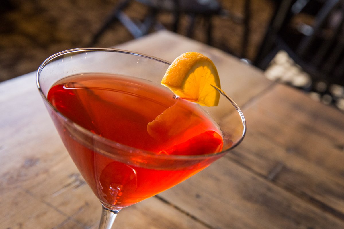 MaineTable_'s tweet photo. "The food, atmosphere and drinks were very good and reasonably priced. Food was amazing, kids meals were good ($5). Very reasonable for the food and quantity." - @TripAdvisor 

#mainetable #portland #southportland #maine #portlandmaine #southportlandmaine #socialdistancing https://t.co/Nx36jtDdW1