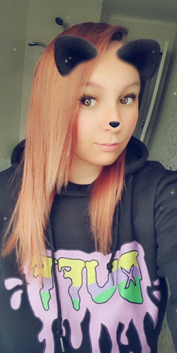 sophiearmyhrvy's tweet image. #BadForMe 3 hour to go until Jack's first ever song is out x am so proud of him 🖤 @iamjackduff