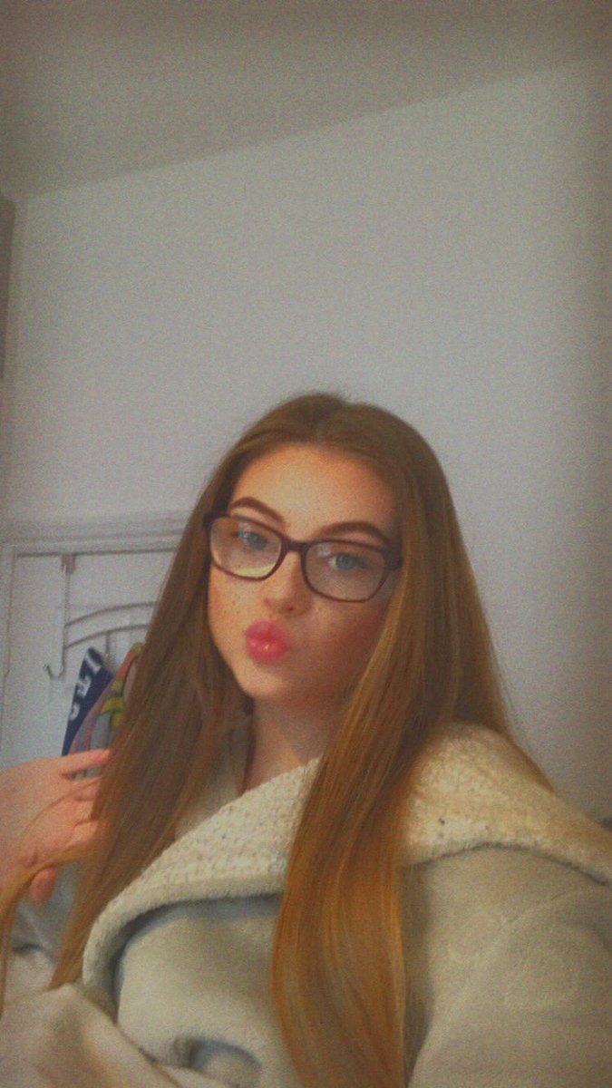 milliexlang's tweet image. make sure to stream at midnight!!! proud of u❤️ #BadForMe @iamjackduff