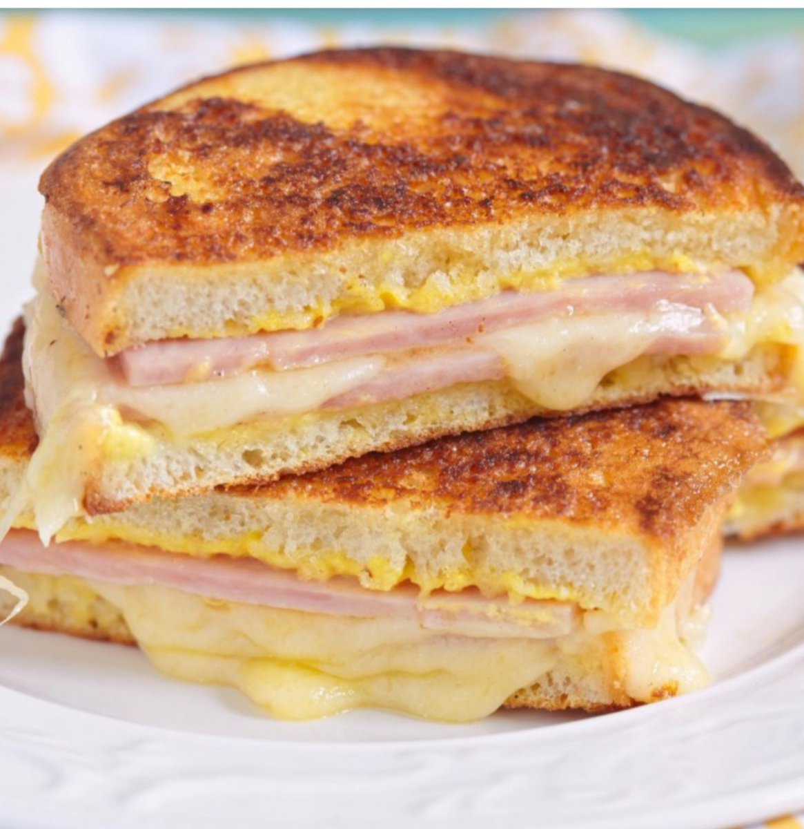 MichaelHoneyset's tweet photo. @Briggs Croque Monsieur! https://t.co/Km6u8ZlxHR