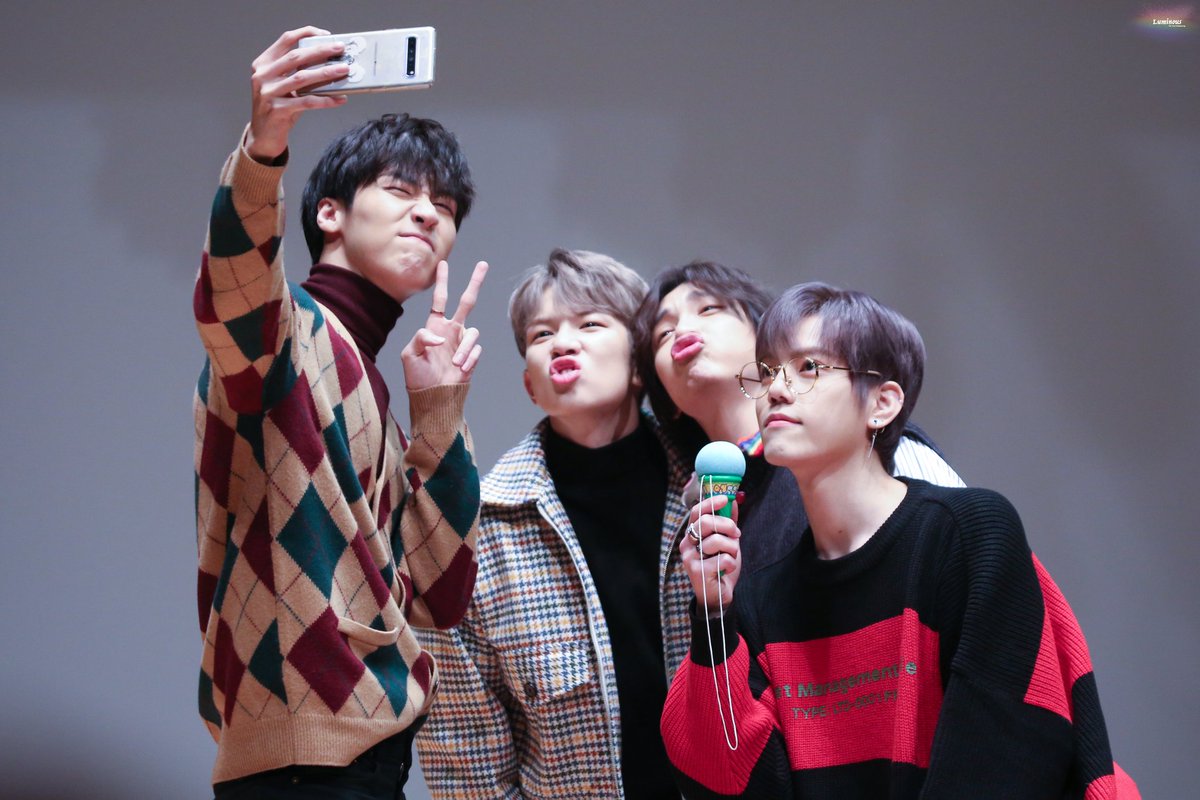 luminous_228's tweet photo. 축하해용~
#5래보자_엔플라잉
#렛츠롤_엔플라잉_5주년_축하해
#엔플라잉은_엔피아의_유토피아 https://t.co/RYgl17JIRS