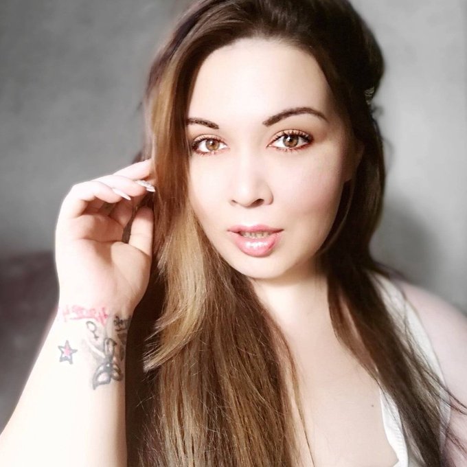 ♟️Von Nette News♟️  ✖️Subscribe OF https://t.co/EiVub83dd3  ✖️Create Account(OF)  https://t.co/55weCUGprv  ✖️Model<a href="/tag/findombrat"class="tags"><span>#findombrat</span></a><a href="/tag/onlyfansbabe"class="tags"><span>#onlyfansbabe</span></a><a href="/tag/qualitylashes"class="tags"><span>#qualitylashes</span></a>