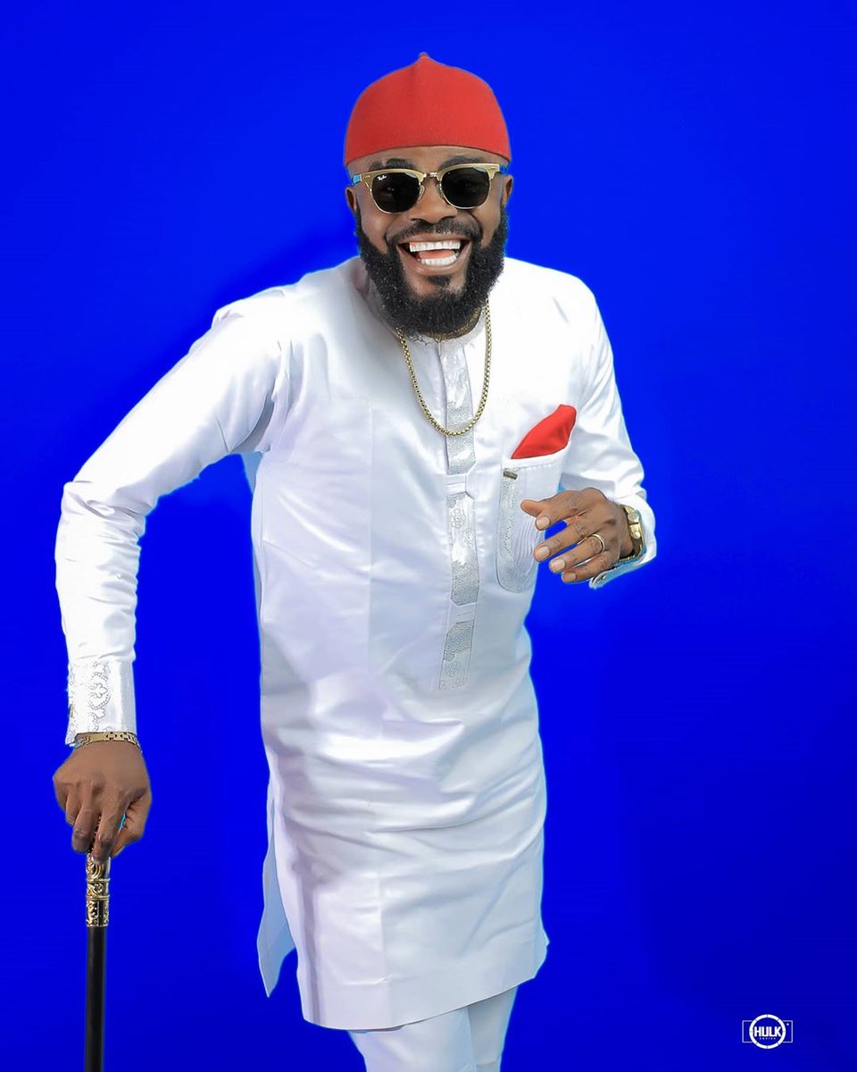 ochicanado's tweet photo. Happy cake day to an #Igbotic #comedian #actor @LonginusOriaku age with grace!!🍷🍾🍷
.
.
.
#HBD #chiefimo #LonginusOriaku #birthdayboy #May19th #tiktokexposed #lockdown2020 #Hydroxychloroquine #tiktokdown #StayHome #TwitterNG #ochicanadocares #ไอดอกราบตีนไอยู #MalcolmXDay https://t.co/VvowKgGmde