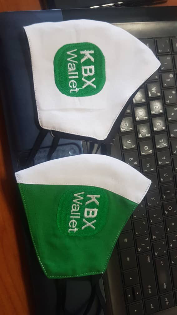 Eric_Zuzalu's tweet photo. Health is at the centre of economic wellbeing.
#covid19 present immerse opportunity for Africa to look within for solutions.
Stay safe use the mask possibly locally made not all these palliatives flying around🐆🙏🏼
#Innovate #Ideate #Execute. #kbxwallet https://t.co/8POxp5HBzu