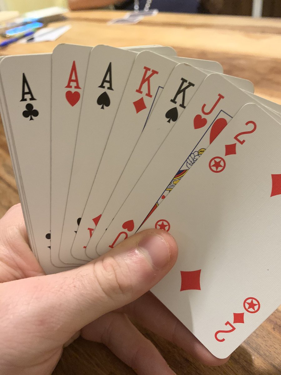 clem4three's tweet image. Già 2NT dopo 7 carte 😝😝😝 #Bridge #2NT