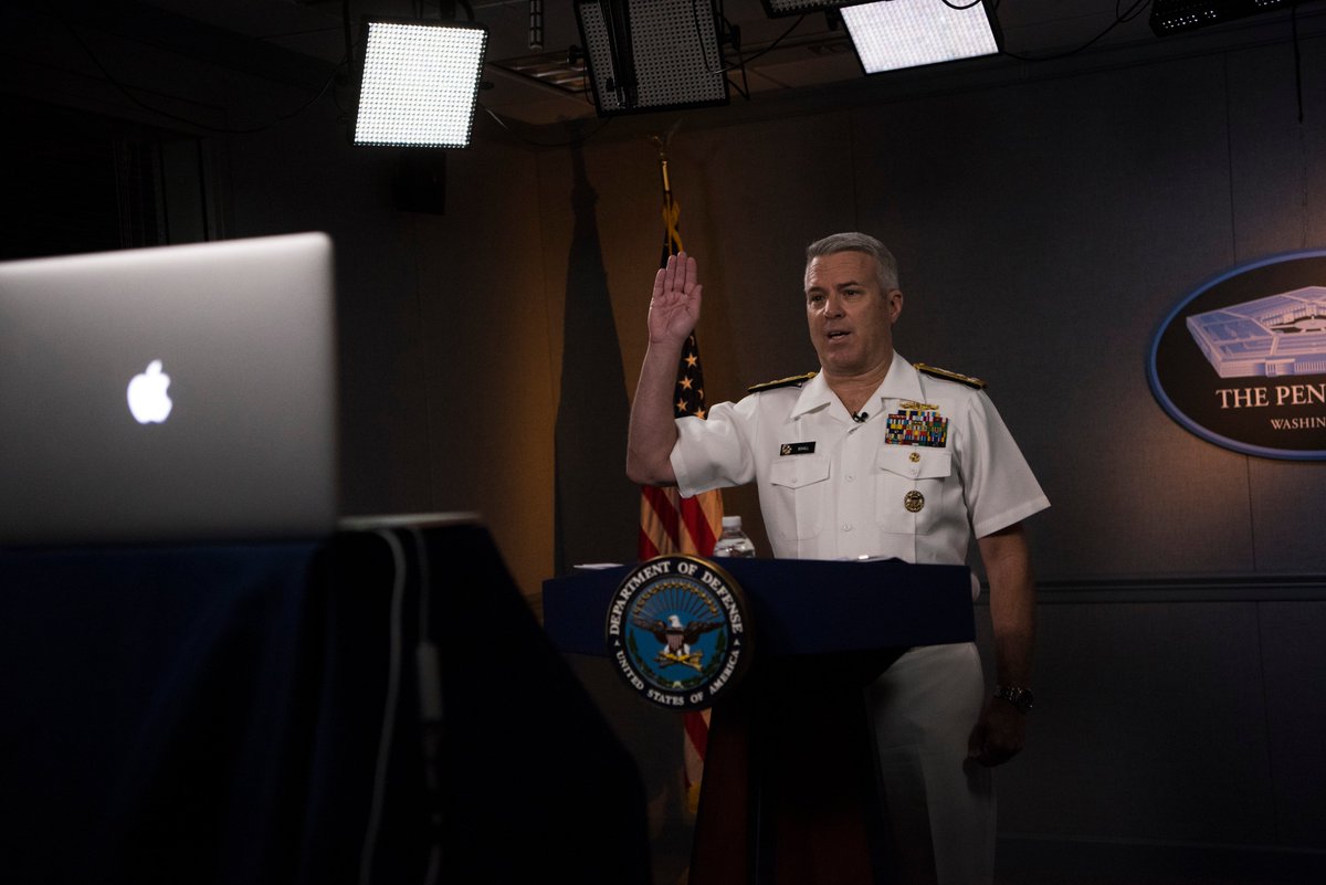 Lisa_Ferdinando's tweet photo. .@Navy VADM Boxall delivers a virtual commencement address &amp; oath of office to Penn State’s NROTC class of 2020, from the Pentagon, May 18, 2020. Boxall, who earned a BS &amp; was commissioned in '84, is the most senior ranking #PennState #NROTC officer still on active duty. https://t.co/kMHtw6wqNh