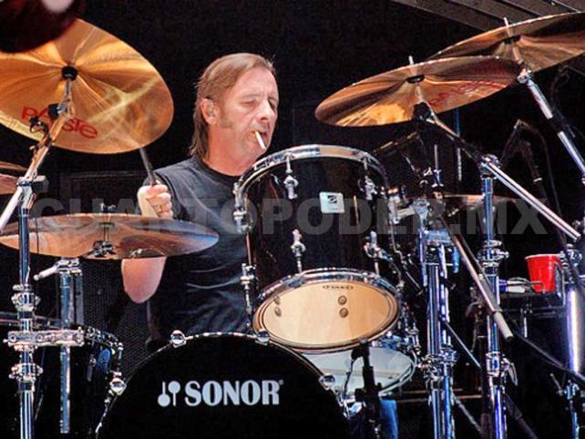 Tambores AC DC.Happy birthday Phil Rudd  