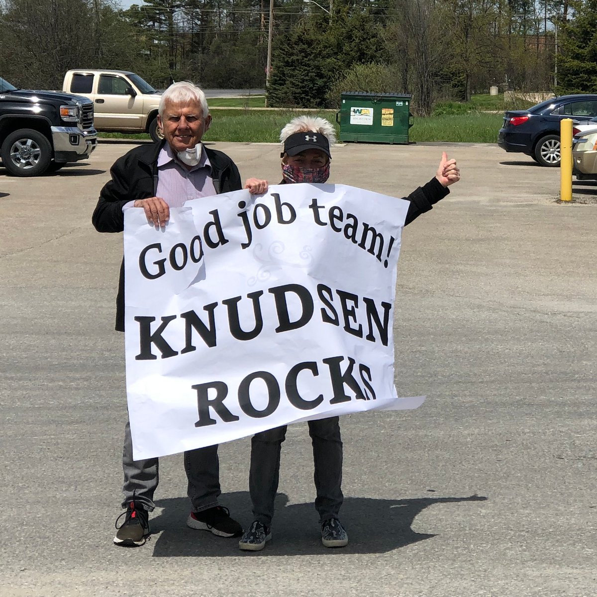A well deserved parking lot lunch in honour of our GREAT dedicated team who continue make great strides despite chaotic Covid challenges. #teamwork #TeamworkTuesday #covid19