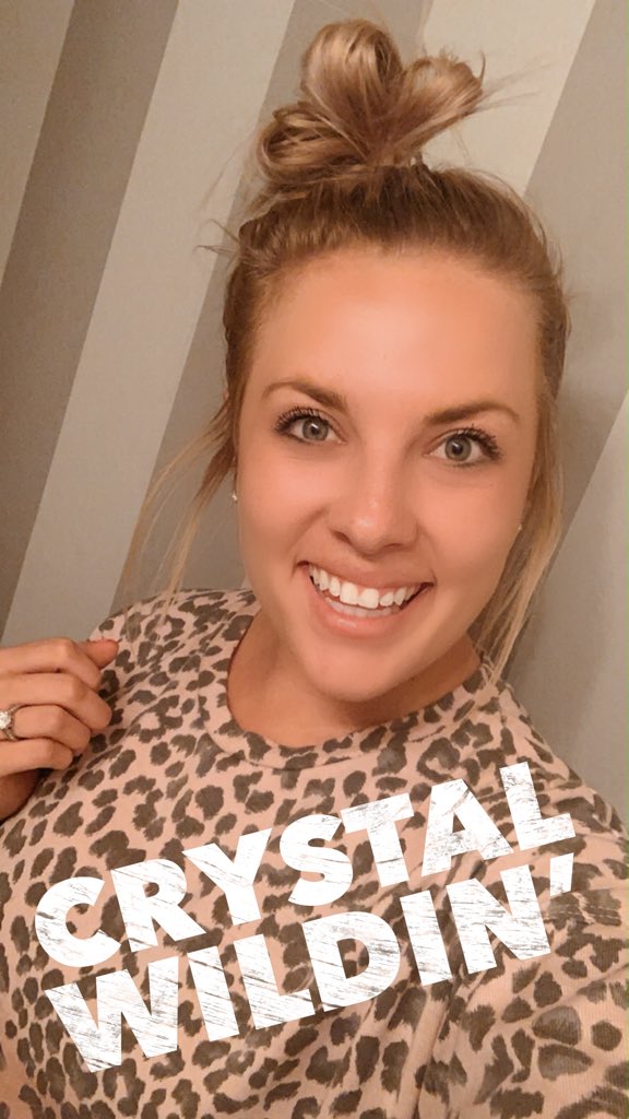 crystaaalc's tweet photo. Crystal Wildin’. Only my fellow weirdos will understand @AMorbidPodcast @ashkell83 @AlainaToTheMax https://t.co/xxdiKAFnPd