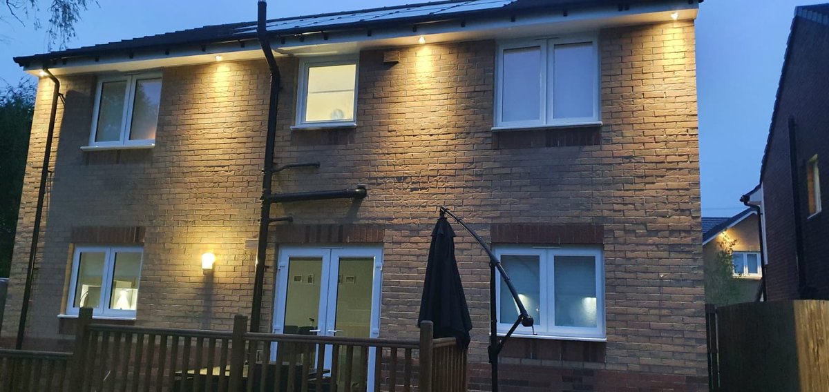 Completed this job today. If anybodys looking for any electricial work done feel free give us a dm. If people could RT that would be great👍