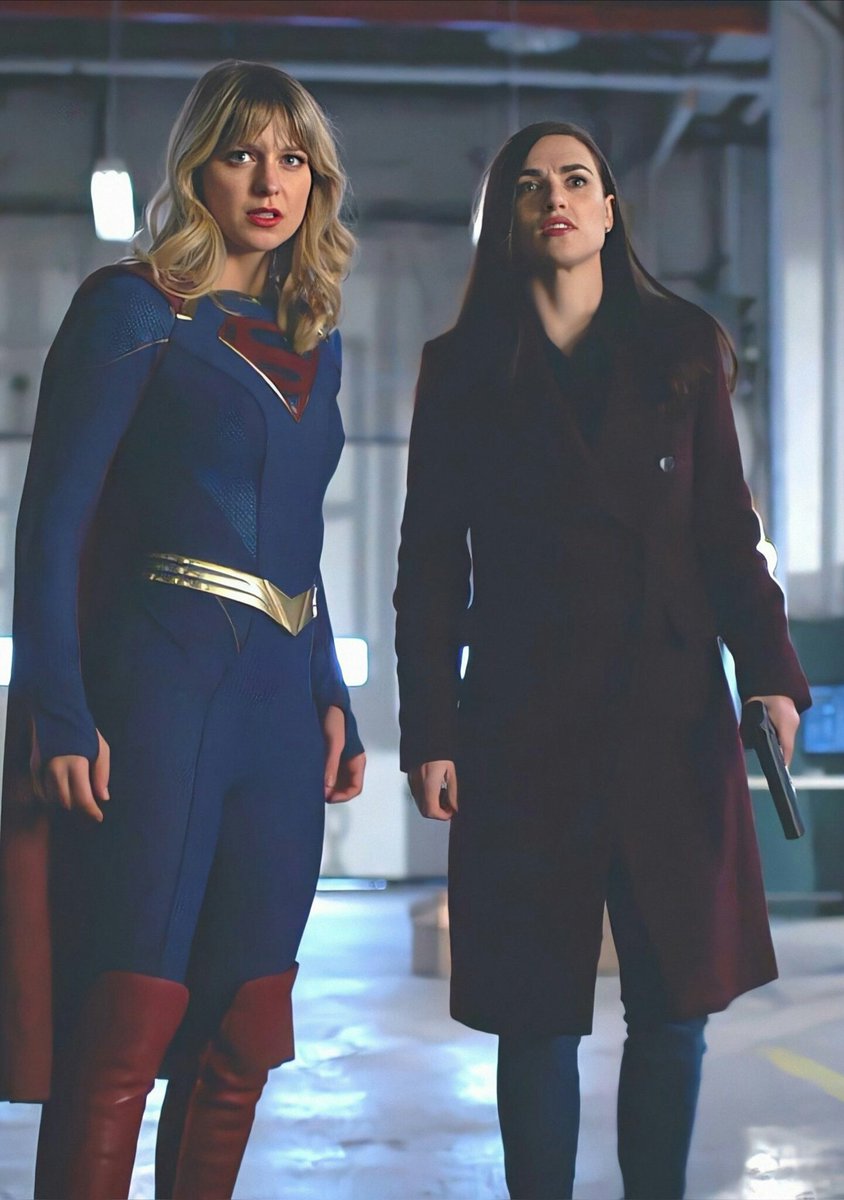 chris_woodsKP's tweet photo. RT for Supercorp (Lena &amp; Kara)
LIKE for Karamel (Kara &amp; Mon-El)❤ https://t.co/PhGkqZq7la