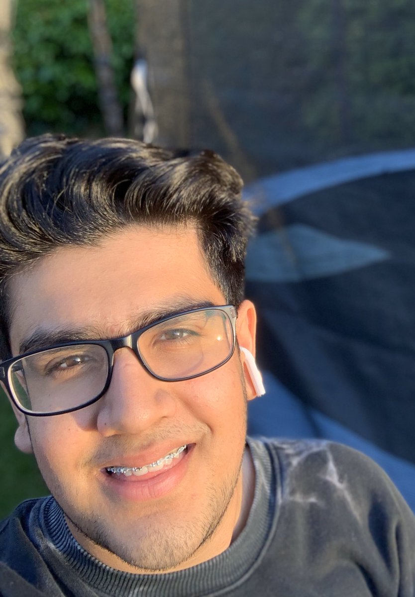 deanvocalss's tweet image. #BadForMe YOOO KEEP TWEETING