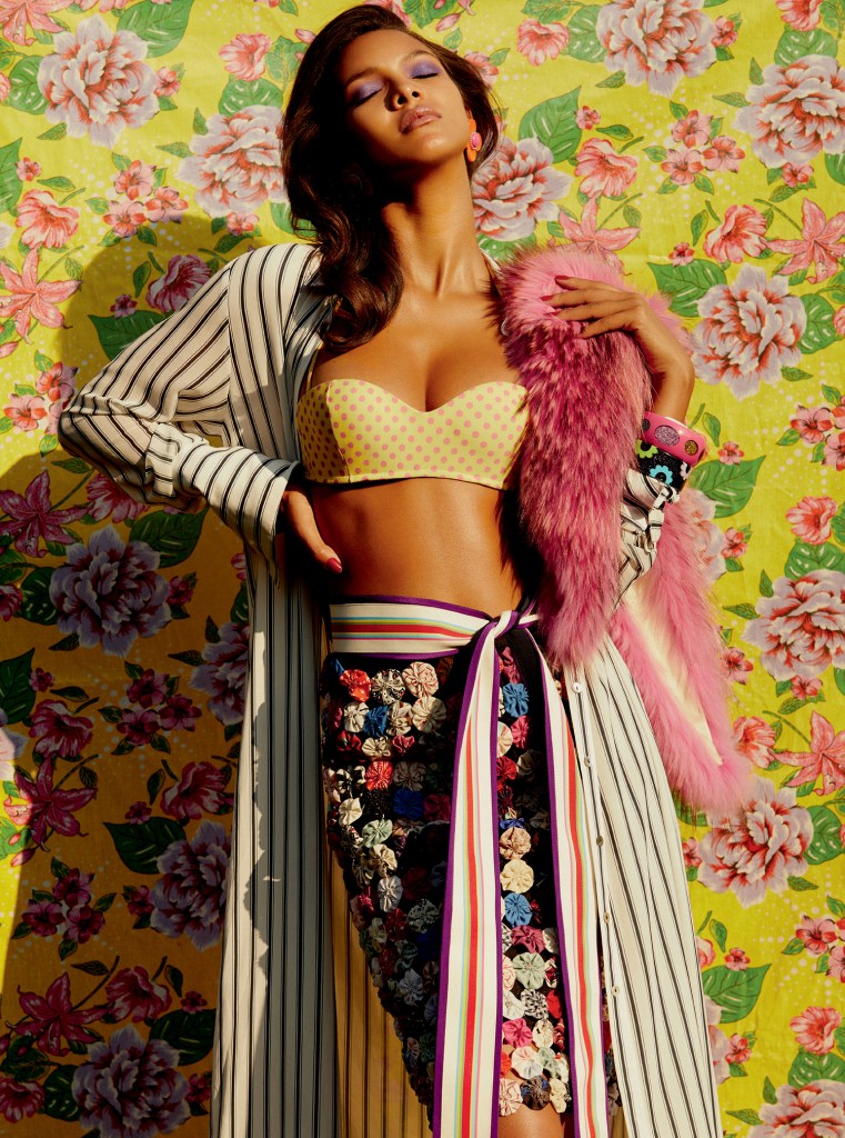 TROPICAICOUTURE's tweet photo. Lais Ribeiro by Rafael Pavarotti for Vogue Brazil, September 2017 https://t.co/MwbCzpazRS