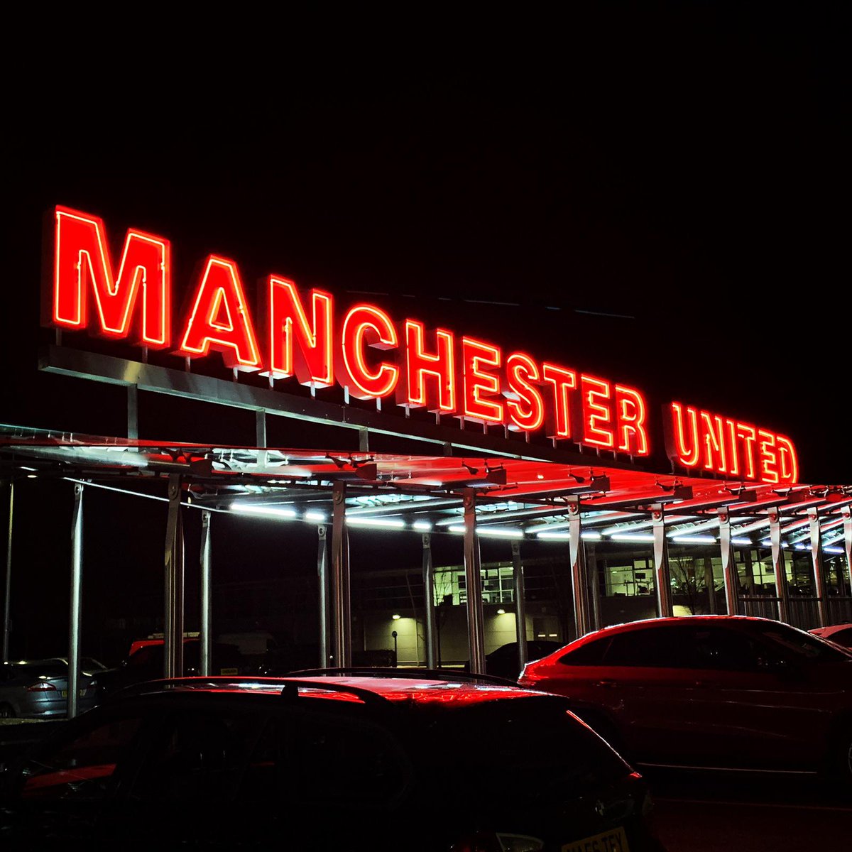ManUtd's tweet photo. This picture 😍

#MUFC https://t.co/NERGjrzAZ0