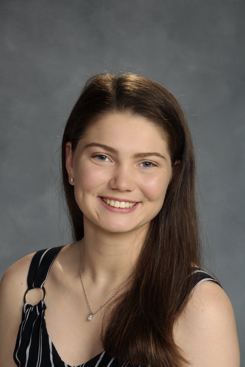 MacTrackAttack's tweet image. Senior Spotlight💡Siobhan Hickey ran T&amp;amp;F for 2 years!She started as a  sprinter &amp;amp; then moved over to distance.Her favorite memory is when Mrs.J came to a meet &amp;amp; cheered for her in the 800 pushing her so much so that she PR’d!She’ll attend Western Illinois University in the fall!