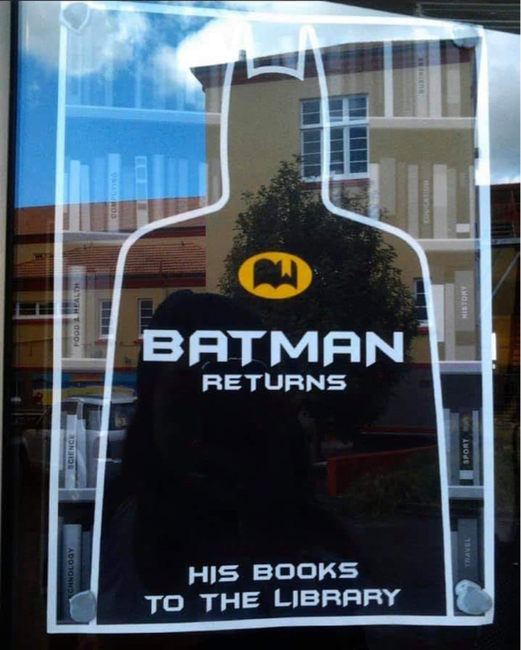 DCMSMediaCenter's tweet photo. PLEASE RETURN LIBRARY BOOKS: May 26 or June 1 for 6th graders, May 27 or June 2 for 7th graders, May 28 or June 3 for 8th graders! Sign up for a time here: https://t.co/Kw5hgsaF9M Let Mrs. McMichael know if you need to check your account. @DutchmanCreekMS @RHSD_LMS #ReturnBooks https://t.co/hHYp6gC3xn