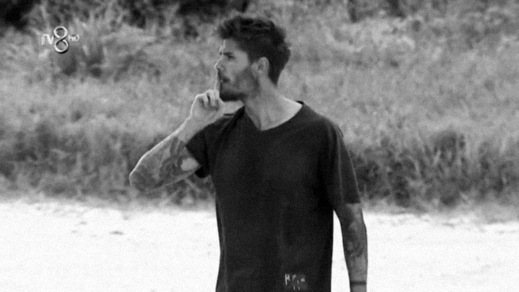 Azerima1's tweet photo. Şşştttt susun halk  kararını verdi ve BARİŞ dedi.
Sıra sana gelecek YASIN .
Gidiş biletini barış verecek.
#Barismuratyağcı
#survivor2020 
#SurvivorPanaroma 
#survivorekstra https://t.co/Dme0h6n11V