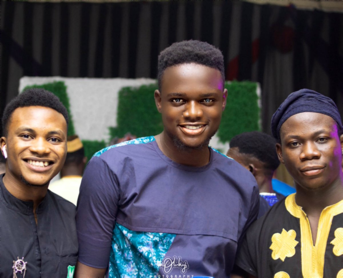 AdelekeFafure's tweet photo. So I'm just going to bring these pictures to your TL cos we all miss owambes😊 https://t.co/mtHINWFyRp