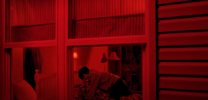 strawberries that taehyun was eating, leading me to believe that this is when he realizes it too. he's also shown in the room where beomgyu and yeonjun suffocate/k*ll taehyun.