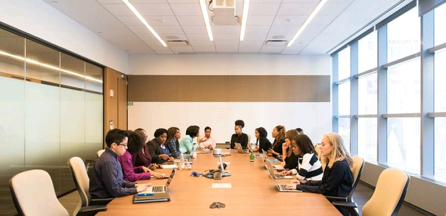 RubiksCoaching's tweet photo. Meetings get a bad rap because companies do not realize their value. Instead of scheduling meetings to foster communication and collaboration, they schedule meetings just to have meetings.

Meetings are not wasting your time — a lack of follow-through is | https://t.co/TT6DOtQzI1 https://t.co/GGf4rS2RDP