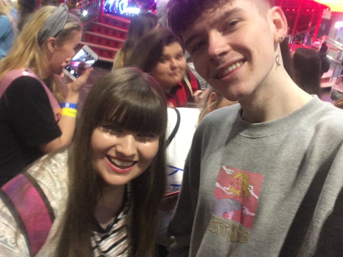 shauna_r23's tweet image. soooo proud of you @iamjackduff can’t wait to hear #BadForMe 😘💜