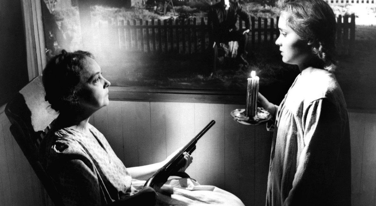 Immersed myself again in the mesmeric power of #CharlesLaughton’s expressionistic  fable #TheNightOfTheHunter. Such pleasure power seeing both #RobertMitchum & #LilianGish carving their way through the symphonic realms of shadows &  light. Grows in stature with every viewing