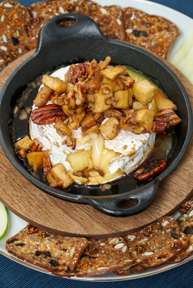 PedernalesWine's tweet photo. Our wine club ambassadors @cplinthekitchen have a dessert idea that pairs excellently with wine! Try this Baked Brie 🧀with our Kyla Viognier.
🍎Recipe: https://t.co/y9E85ZsF9B
🍇Kyla 3-Pack: https://t.co/L0D2cbG6cp
#wine #wineandfoodpairing #texastuesday #txtuesday https://t.co/I5DnD3h8e0