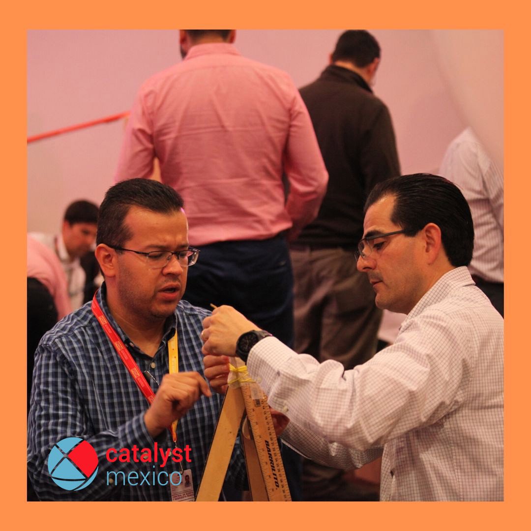 CatalystMX's tweet image. Feliz Martes ⚡️ ¡Recuerda que estamos así 👌🏼 de cerca de estar juntos de nuevo! 

Construye equipos fuertes con nuestros #Teambuildings para #equiposremotos 

#homeoffice #trabajoencasa #teambuildings #trabajoenequipo