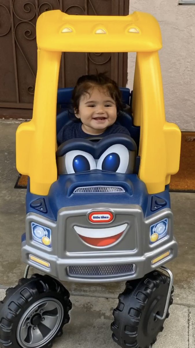 HorrorBeibi's tweet photo. New birthday wheels 🚙 @LittleTikes https://t.co/HQoaGyVFyB