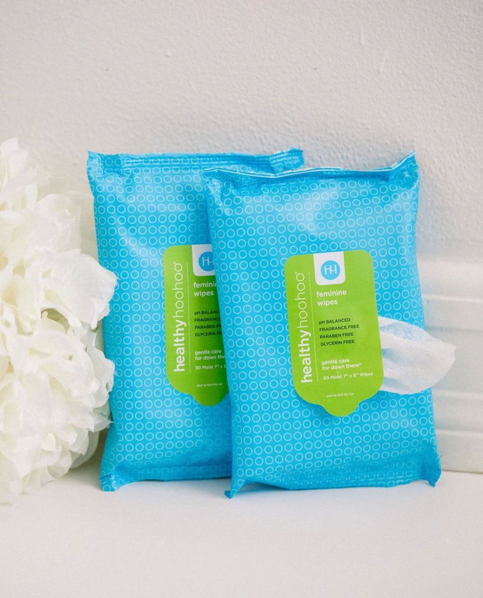 theBloomi's tweet image. #BloomiApproved @Healthy_HooHoo Feminine Wipes ☀️🌱 Soaked with nourishing botanical extracts that restore balance these wipes are infused with aloe, green tea, and pomegranate extracts to moisturize and gently cleanse without stripping away protective barriers. ⁣
⁣
Le
