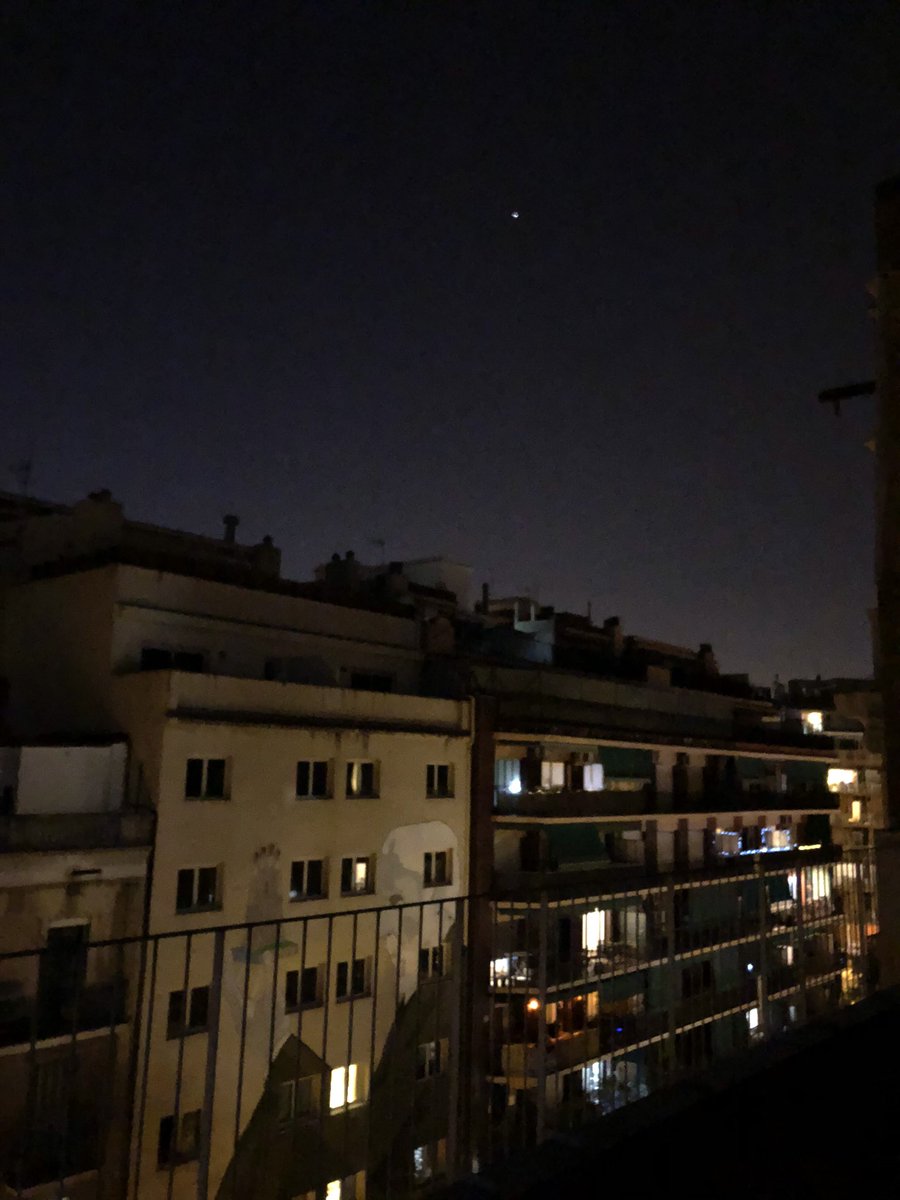 RFerroR's tweet photo. @estelsiplanetes Gran pas avui de la ISS, sempre puntual i emocionant! https://t.co/U0YwbXeQA4