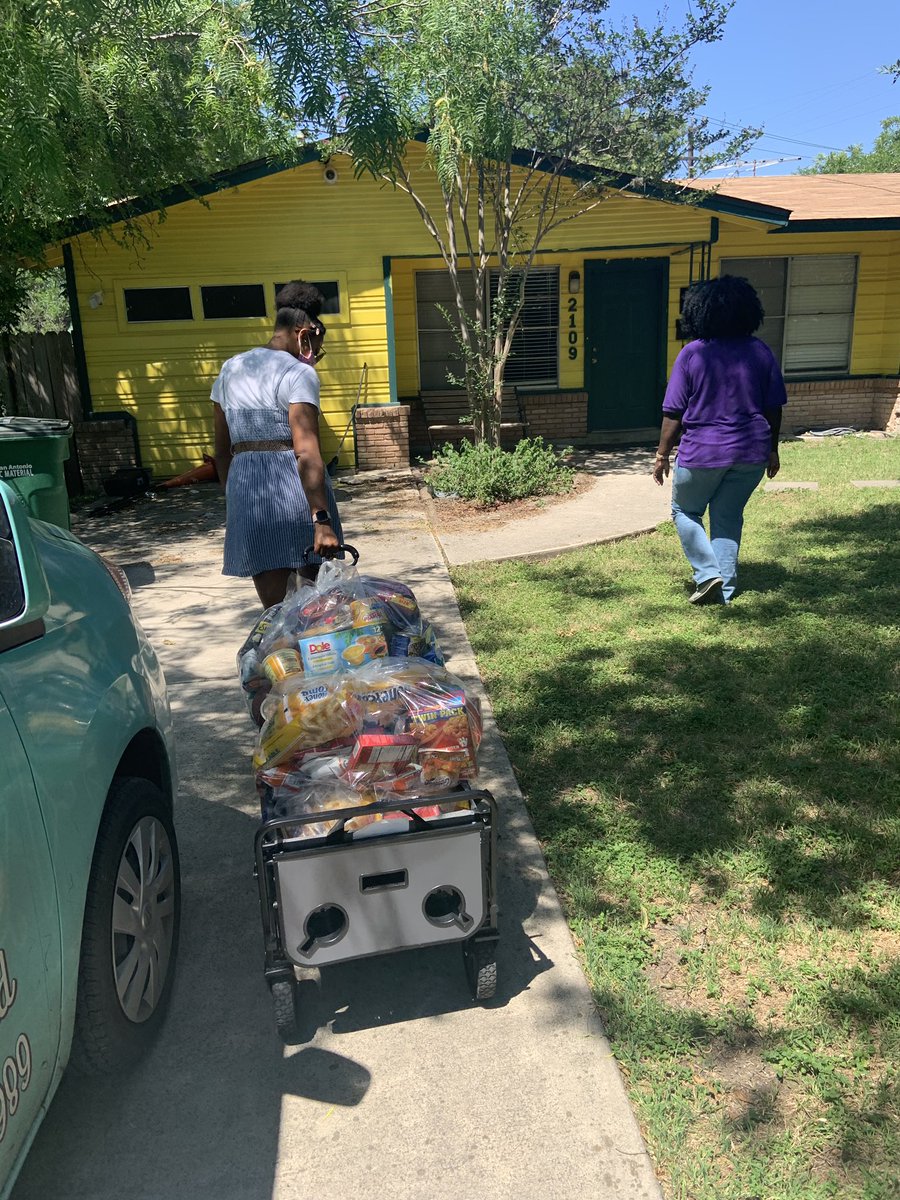 Today we delivered 18 large food bags benefiting foster youth residing in the Turning Point Program. #mobile #groceries #fosteryouth