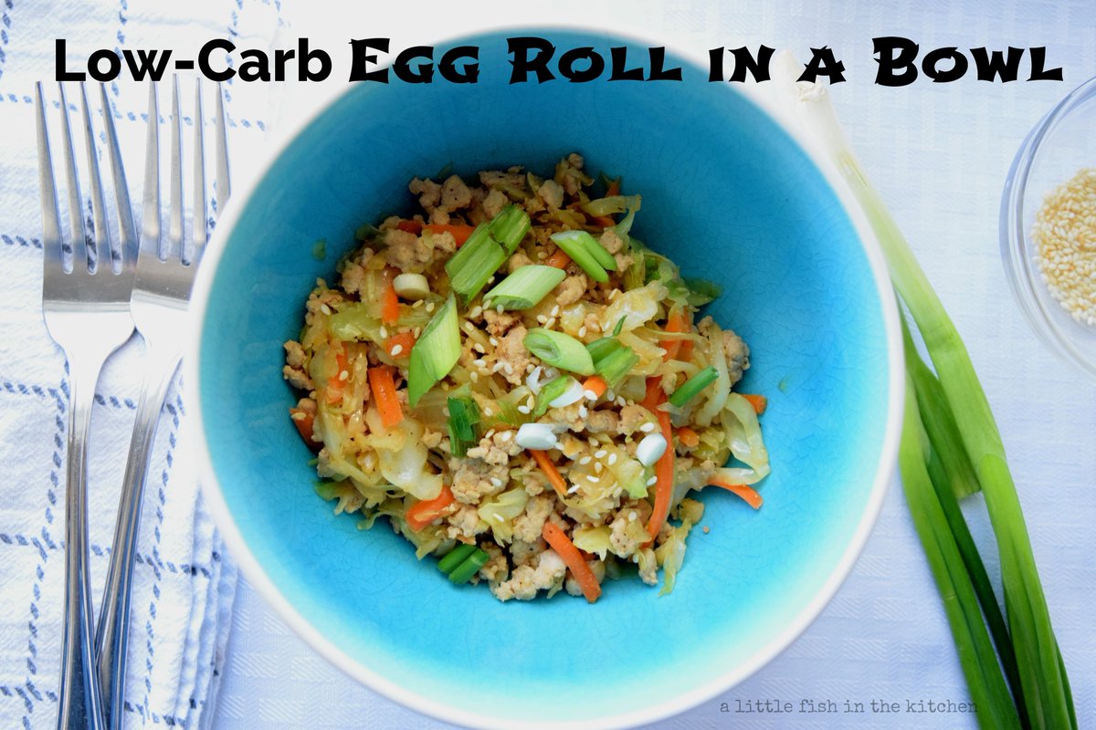 Marcelle1011's tweet photo. Come hang out with me in my kitchen while I cook up this delicious, low-carb egg roll in a bowl! Link to the printable post is in the video description! It's so easy, y'all! #youtubecookingchannel #lowcarb #RecipeOfTheDay 
https://t.co/0s3vEloicC https://t.co/Adc1OJnhtj