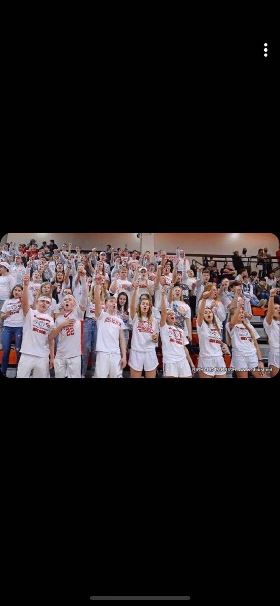 sspiritblock's tweet photo. This is the last tweet that this years senior class will tweet out!! We want to say how proud we are of our sports teams and how much we loved cheering them on,this years sports teams made our last year in high school one to remember!! On to the next class of seniors!! #godawgs https://t.co/5O0VA4WTkH