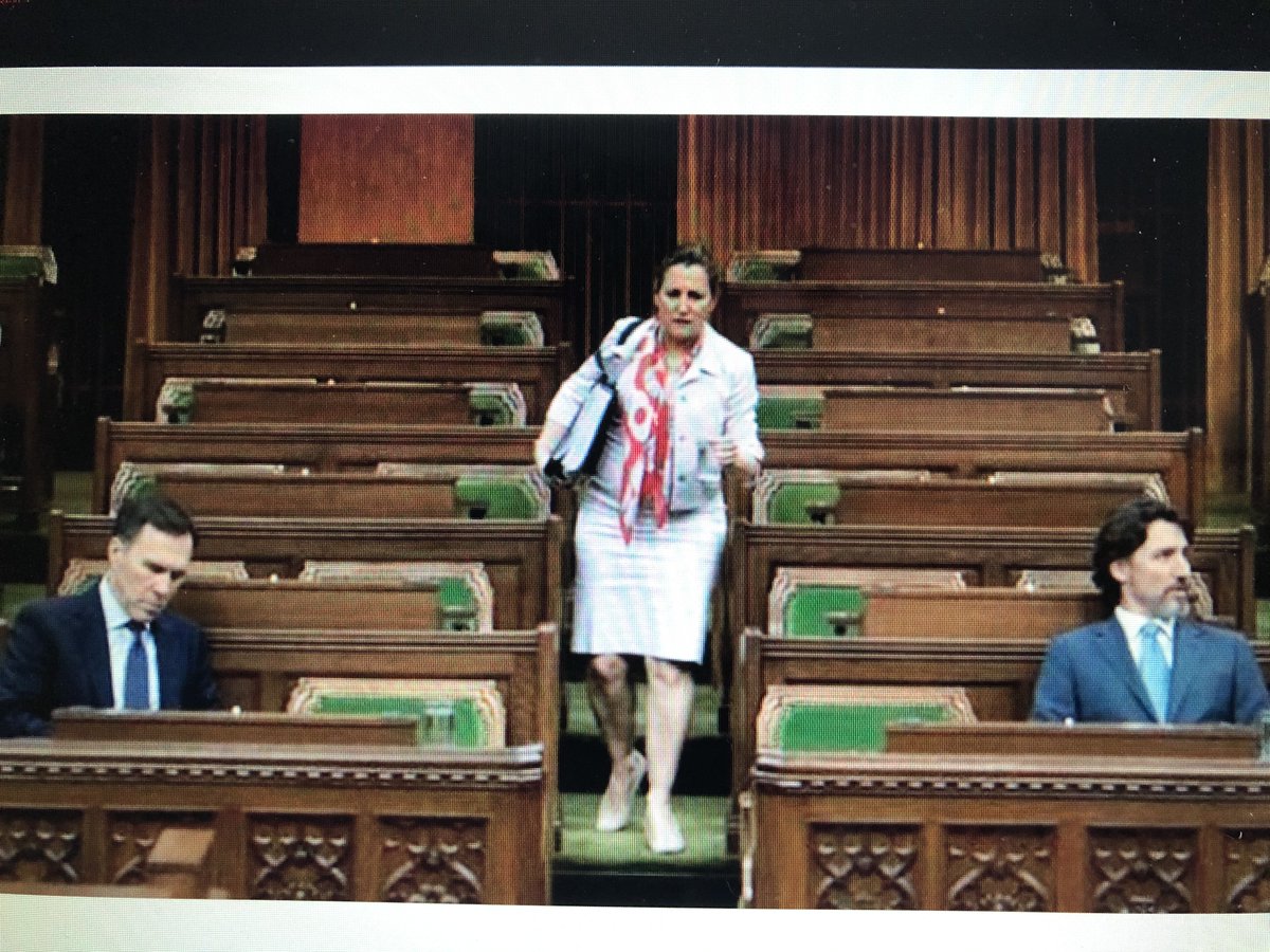 As shown in this photo from last wk, physical distancing in the Commons has been more theoretical than real. The PM and Bill Morneau are 6’ apart, but what happens when Chrystia Freeland takes another step forward? Wouldn’t they set a better example by all wearing masks? 4/16