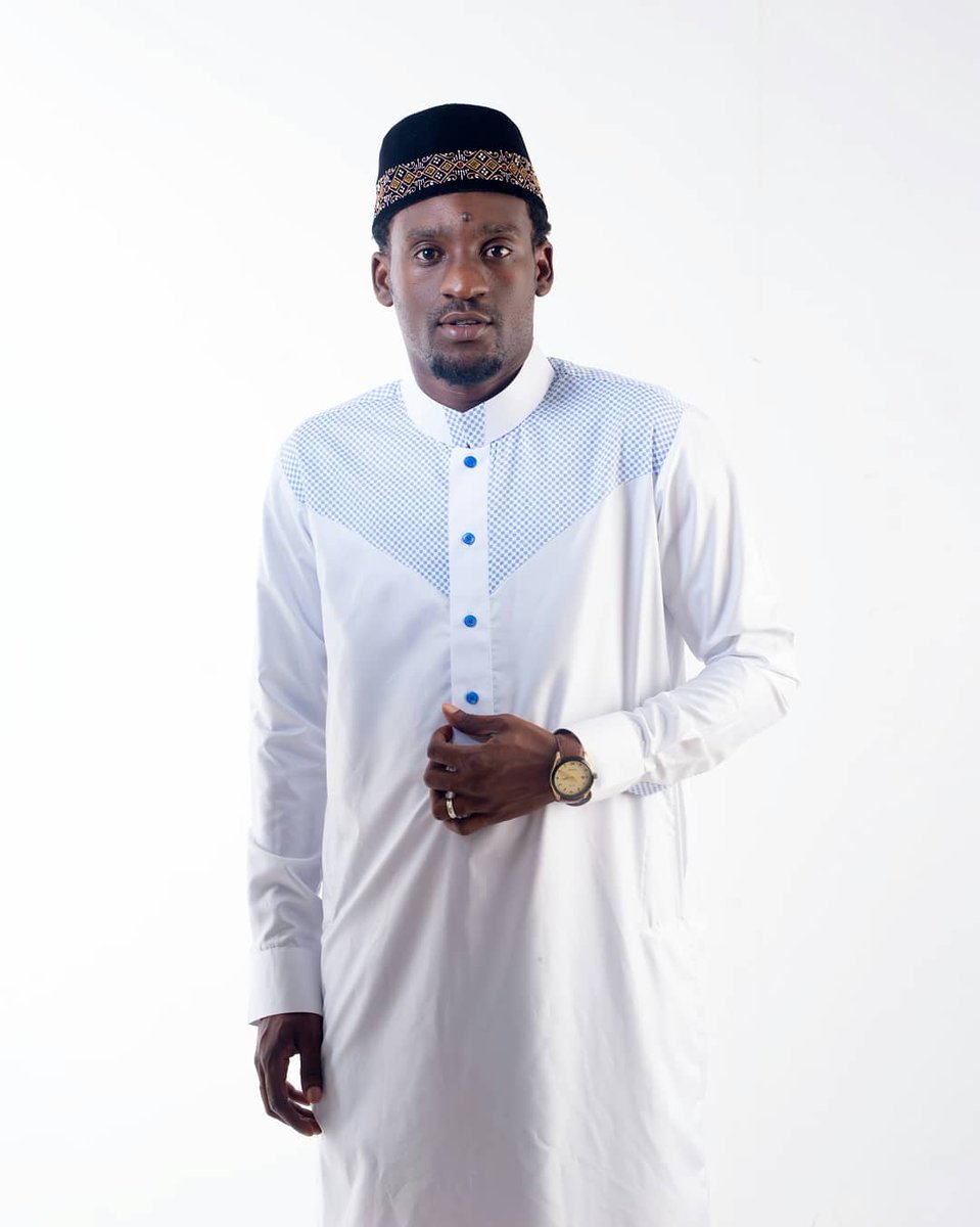 rahim__abbas's tweet photo. Maisha ni safari kutoka kwa Allah na kurejea kwa Allah, hivyo tusiache kumuabudu Allah. Ramadhan Kareem 

Bila kusahau Kanzu zenye ubora zinapatikana @kanzupoint.

Maduka yetu yapo City mall 2nd floor pamoja na mtaa wa livingstone/Mkunguni, kariakoo

piga no 0744577577 https://t.co/pxictBm2hY