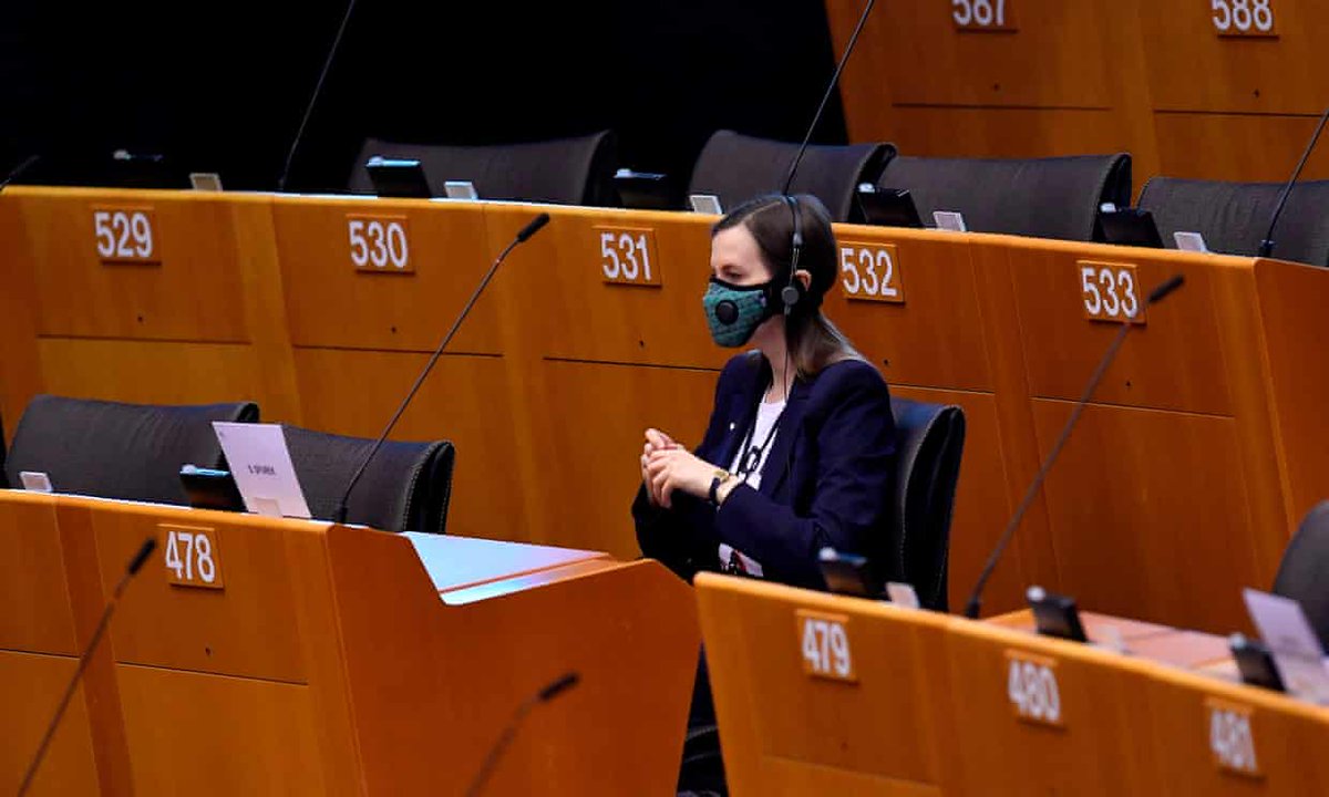 Maybe this is why the European Parliament made mask-wearing in their Chamber mandatory, back in April. 15/16