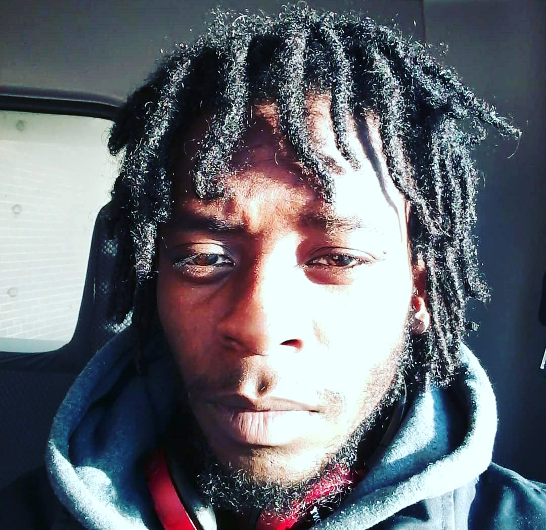hollowdadon's tweet photo. Today #FanKiller is Ashton from Toronto BYE BYE https://t.co/aLe1VEqXJQ