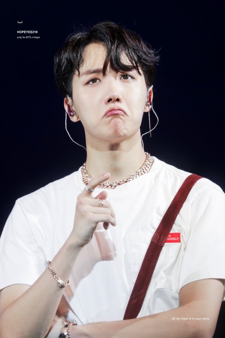 You know what? Pouty Bangtan thread; because I said so.   #bts    @BTS_twt