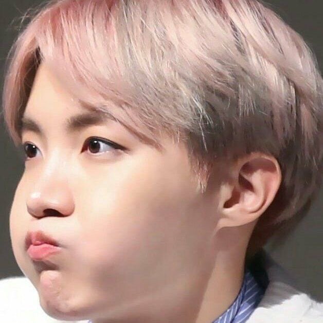 You know what? Pouty Bangtan thread; because I said so.   #bts    @BTS_twt