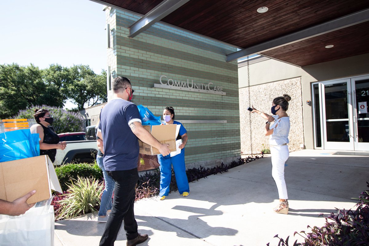hpsaustin's tweet photo. What a way to wrap up the last week of school! Our @hpsaustin educators from @HSA_Pf, @HSEndeavor, and @HsaAustin donated 250 face shields to @CommUnityCareTX to help them stay safe in the fight against COVID. #HarmonyCares https://t.co/AP4iPNNVpI
