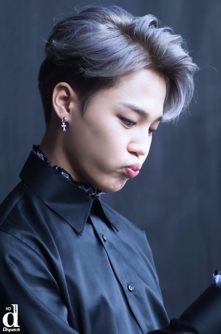 You know what? Pouty Bangtan thread; because I said so.   #bts    @BTS_twt